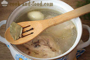 Comment faire cuire la soupe de poulet avec du riz