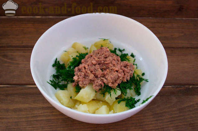 Salade diététique avec thon en conserve