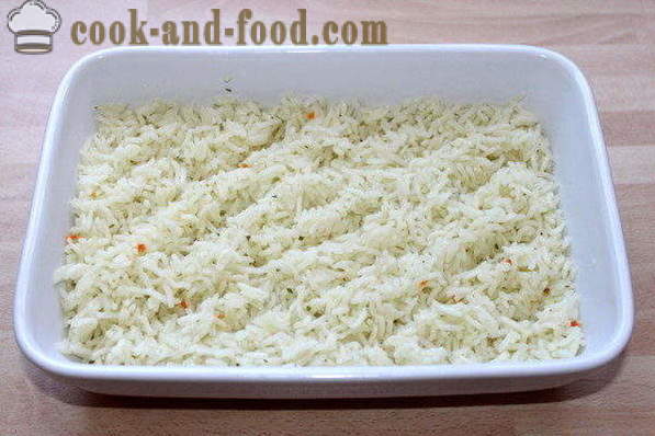 Casserole de riz de chou-fleur avec boulettes de viande