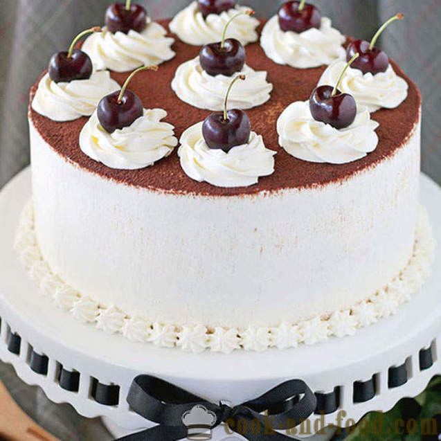 Gâteau au chocolat avec des cerises