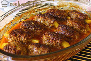 Boulettes de viande cuites au four avec des pommes de terre à l'intérieur