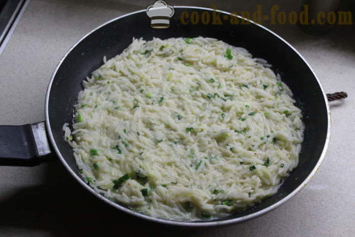 Délicieux garniture de riz grumeleuse de crème sure et d'herbes - comment faire cuire un délicieux plat d'accompagnement de riz, une étape par étape des photos de recettes