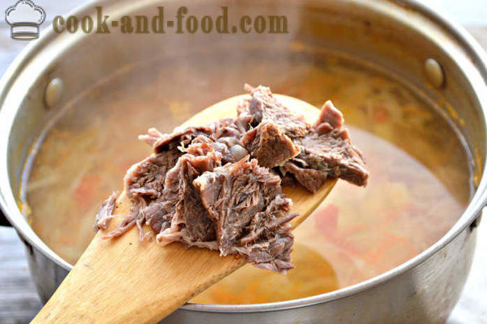 Soupe aux choux frais avec de la viande et le riz - comment faire cuire la soupe de viande, étape par étape des photos de recettes