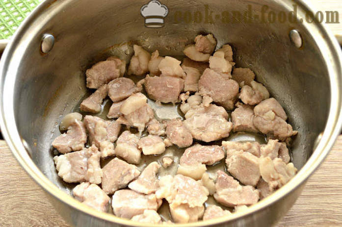 Sauce de porc savoureux avec de la farine - comment faire cuire le porc sauce à la viande de sarrasin, étape par étape des photos de recettes