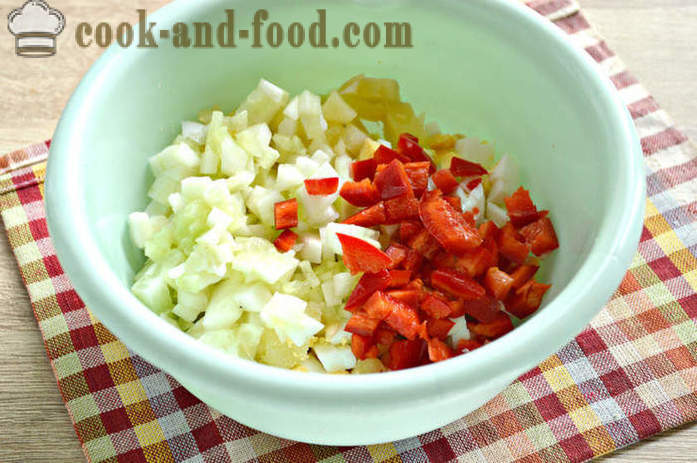 Salade coréenne de carottes et les poivrons, les pommes de terre et des saucisses - comment faire une salade de carottes et de poivrons coréens, une étape par étape des photos de recettes