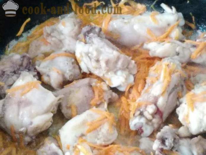 Poulet délicieux orge perle pilaf et les cuisses de poulet - comment faire un pilaf de poulet avec l'orge, étape par étape des photos de recettes