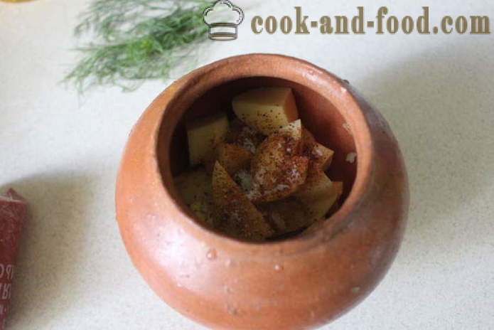 Les pommes de terre dans le pot dans le four - sous forme de délicieux pommes de terre cuites dans le pot, avec une étape par étape des photos de recette