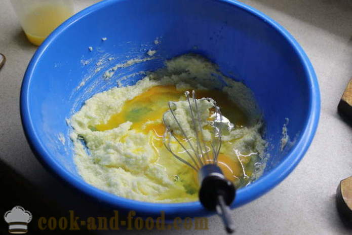 Gâteau aux carottes avec le zeste d'orange - comment faire cuire un gâteau à l'orange et la carotte, avec une étape par étape des photos de recettes