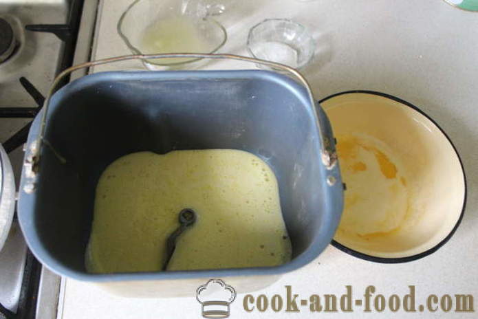 Gâteau simple dans la machine à pain - comment faire cuire un gâteau dans la machine à pain, étape par étape des photos de recettes