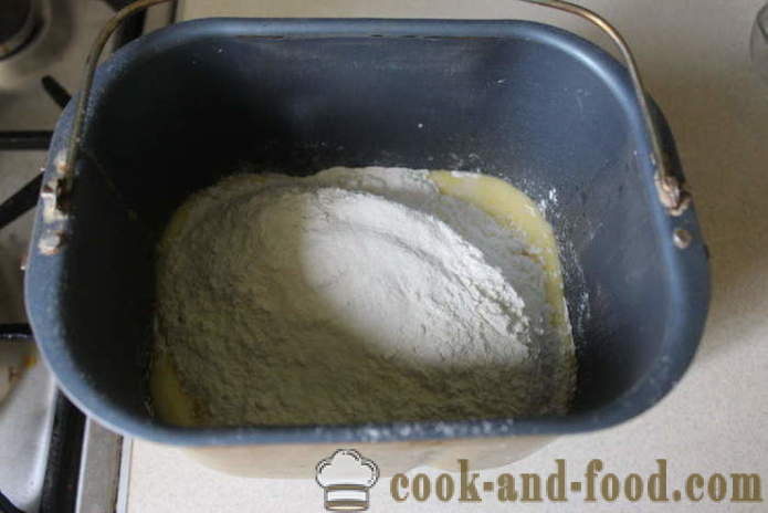 Gâteau simple dans la machine à pain - comment faire cuire un gâteau dans la machine à pain, étape par étape des photos de recettes