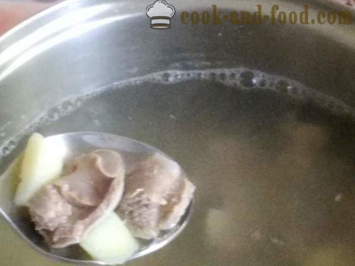 Soupe aux gésiers de poulet, des nouilles et des pommes de terre - comment faire cuire la soupe aux gésiers de poulet, étape par étape les photos de recettes