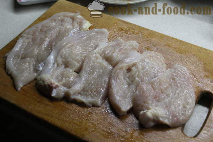 Rouleau de poulet maison farcie aux épinards - comment faire des rouleaux de poitrine de poulet dans le four, avec une étape par étape des photos de recettes