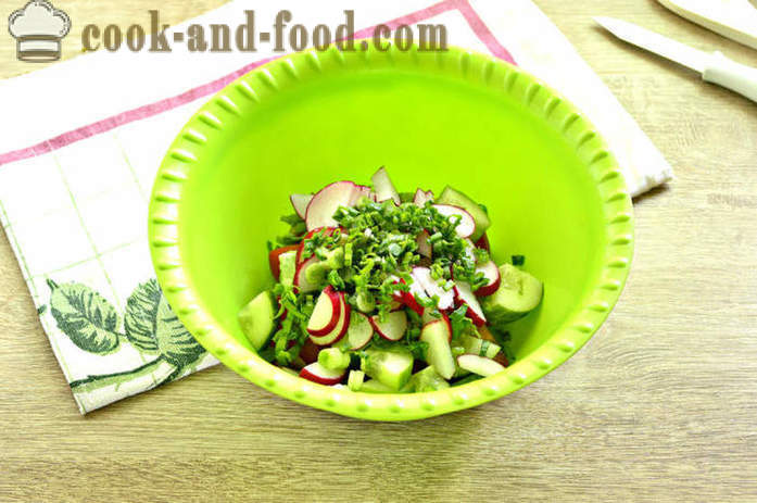 Salade de radis avec Mayonnaise et tomate - comment faire une salade de radis et les tomates, une étape par étape des photos de recettes