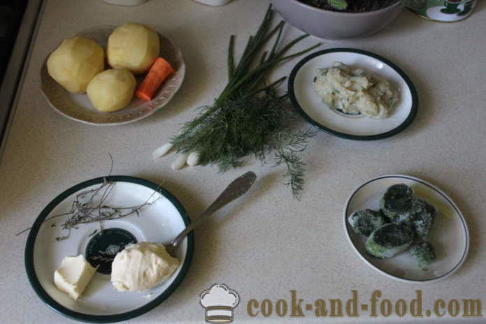 Soupe aux épinards à la crème et boulettes - comment faire cuire la soupe aux épinards surgelés, étape par étape des photos de recettes