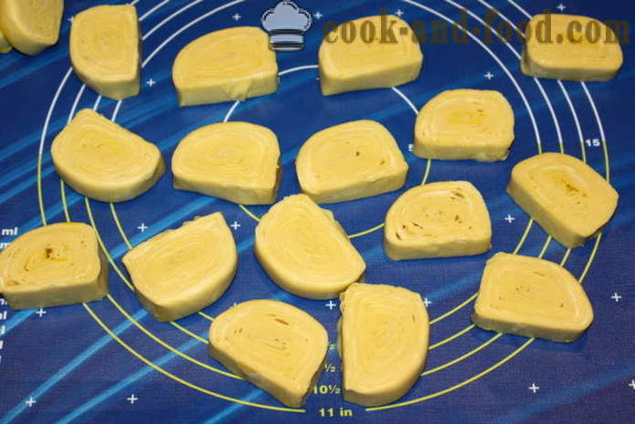 Napolitain sfolyatelle - comment faire des petits pains feuilletés au fromage ricotta, étape par étape des photos de recettes
