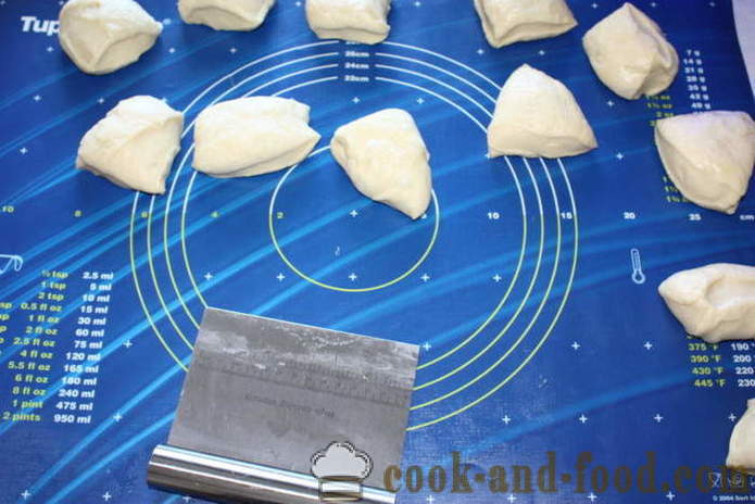 Hamburgers de pavot savoureux - comment faire le petit pain farci de pavot belle forme, étape par étape les photos de recettes