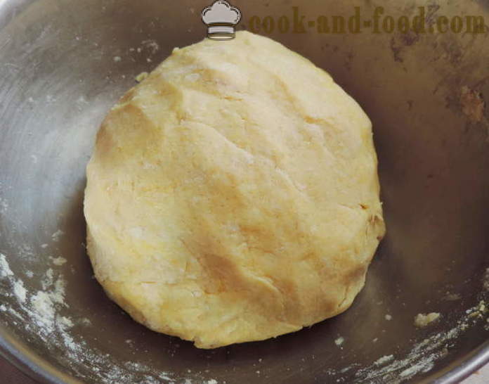 La pâte de levure pour la tarte sablée, tartes, pâtisseries ou bagels - comment faire la pâte de sable levure, une étape par étape des photos de recettes