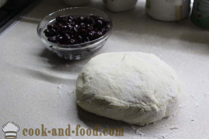 La pâte pour les boulettes avec de la levure - comment préparer la pâte pour des boulettes en machine à pain, étape par étape des photos de recettes