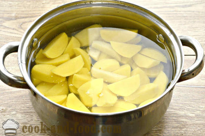 Tranches de pommes de terre cuites au four avec de l'ail et la sauce de soja - les délicieuses pommes de terre cuites au four, avec une étape par étape des photos de recettes
