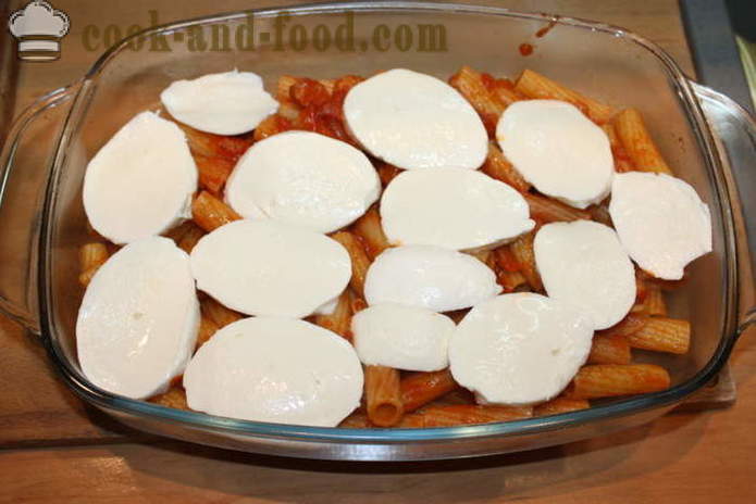 Plat ziti italien - Faire cuire les pâtes comme dans le four avec du fromage, tomate et jambon, étape par étape des photos de recettes