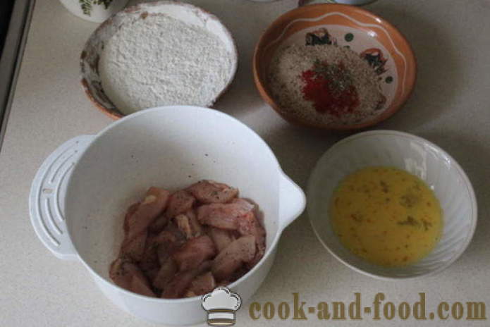 Nuggets de pané poitrine de poulet et frites dans une casserole - comment faire des pépites de poulet de la maison, photos étape par étape recette