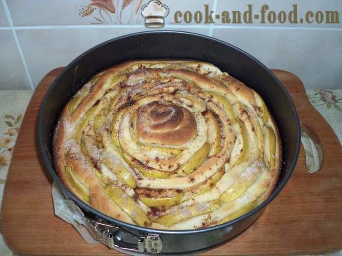 Levure tarte aux pommes Rose - comment faire cuire une tarte aux pommes avec de la pâte sous forme de roses, étape par étape les photos de recettes