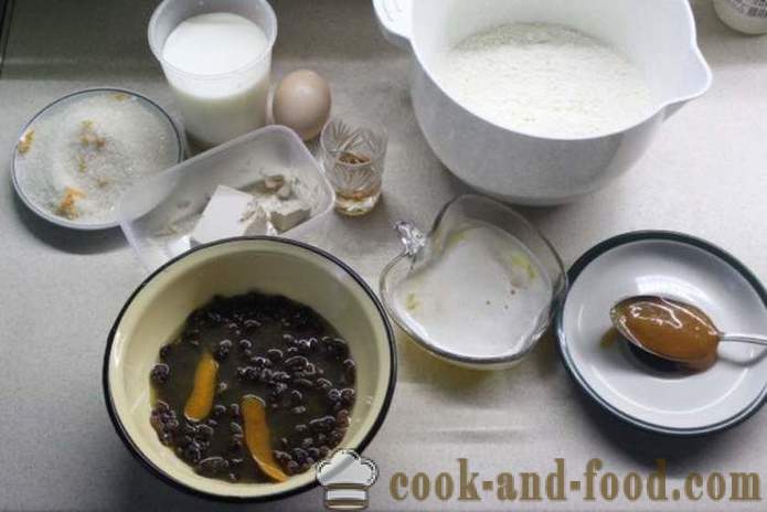 Doux tarte tresse avec des raisins secs - Comment faire une pâte de levure tressée, une étape par étape des photos de recettes