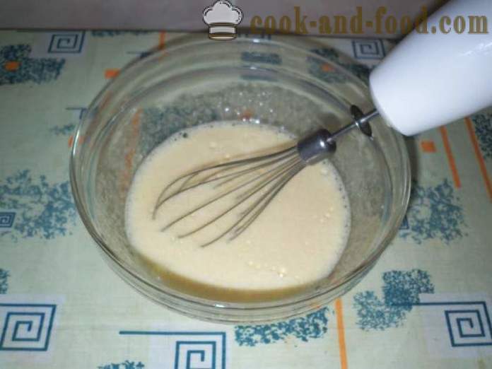 Petit gâteau simple sur le yaourt avec des raisins secs dans des moules en silicone - comment faire des petits gâteaux sur le yaourt à la maison, photos étape par étape recette