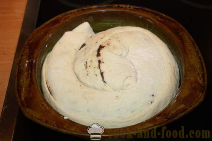 Levure escargot gâteau aux graines de pavot - comment faire le gâteau aux graines de pavot à partir de pâte de levure, une étape par étape des photos de recettes