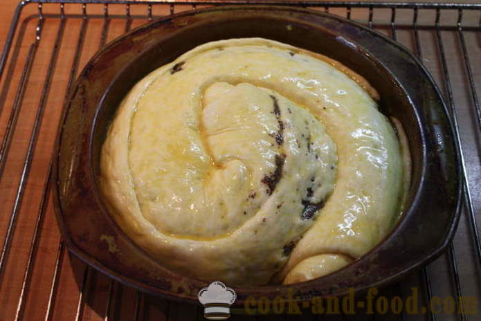 Levure escargot gâteau aux graines de pavot - comment faire le gâteau aux graines de pavot à partir de pâte de levure, une étape par étape des photos de recettes