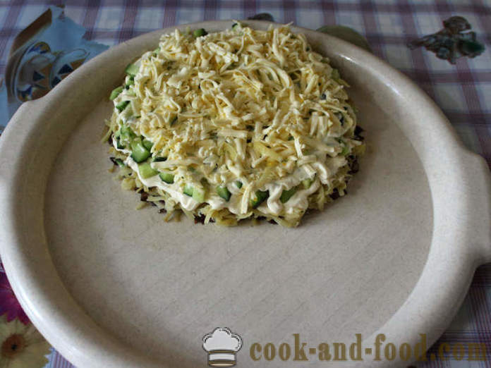Salade simple de champignons avec des champignons et du fromage - comment préparer une salade aux champignons, une étape par étape des photos de recettes