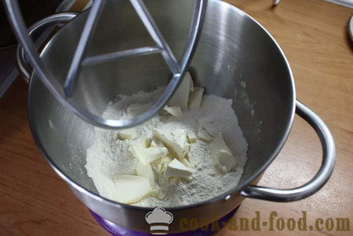 Les petits pains les plus délicieux dans le lait sans levure - comment faire cuire les muffins au four avec la viande, étape par étape des photos de recettes