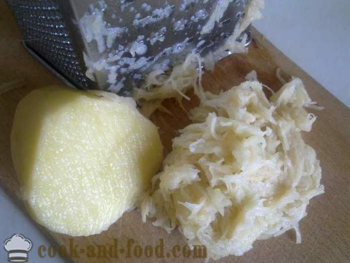 Casserole de pommes de terre crues râpées avec du fromage et l'ail - comment cuire une casserole délicieux de pommes de terre au four, avec une étape par étape des photos de recettes