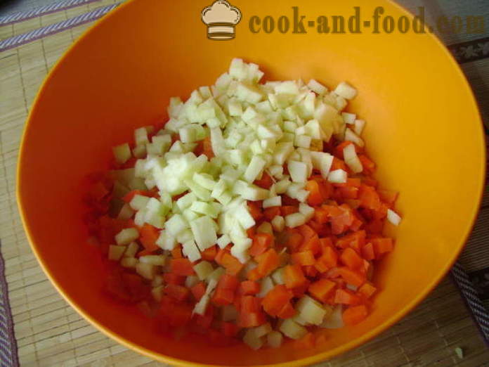 Salade française sans viande et saucisses - comment préparer une salade aux pommes, avec une étape par étape des photos de recettes