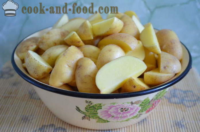 Pommes de terre cuites dans le manchon - comme les pommes de terre cuites au four dans le trou, étape par étape des photos de recette