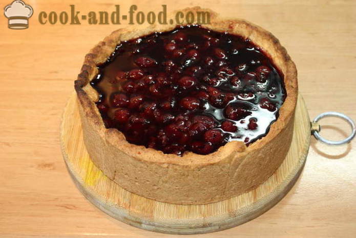 Sable Cherry Pie - comment faire cuire un gâteau avec une cerise dans le four, avec une étape par étape des photos de recettes