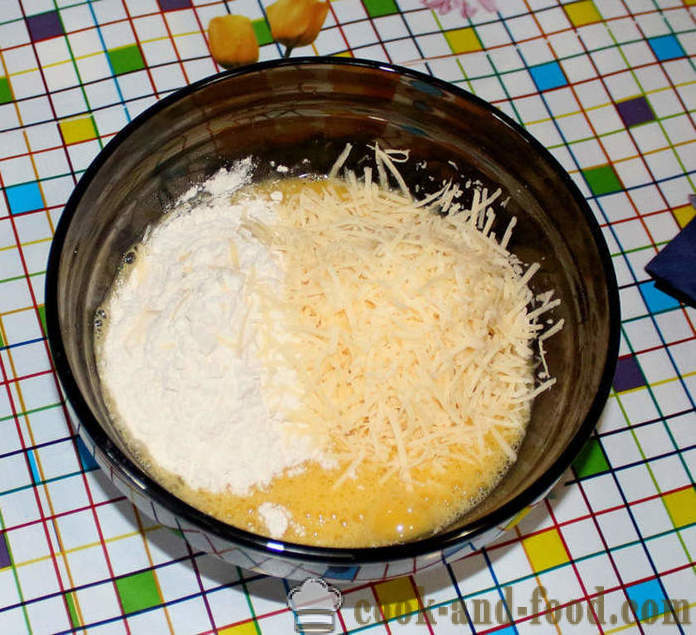 Pâte simple gâteau au fromage pour le poisson, les côtelettes, le poulet, le chou-fleur ou courgettes - comment faire la pâte à fromage, avec une étape par étape des photos de recettes