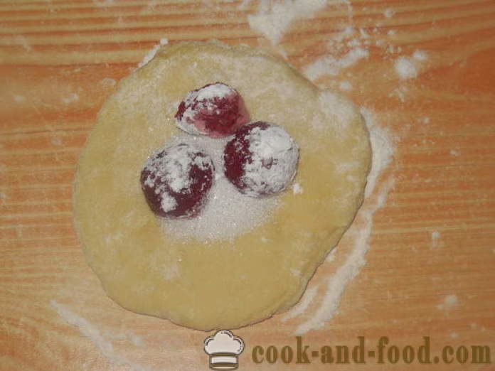 Gâteaux de vent avec des fraises - comment faire cuire des gâteaux avec des fraises dans le four, avec une étape par étape des photos de recettes