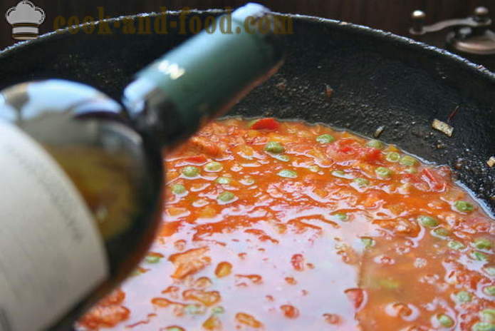 Paella classique avec du poulet et fruits de mer - comment faire la paella à la maison, photos étape par étape recette