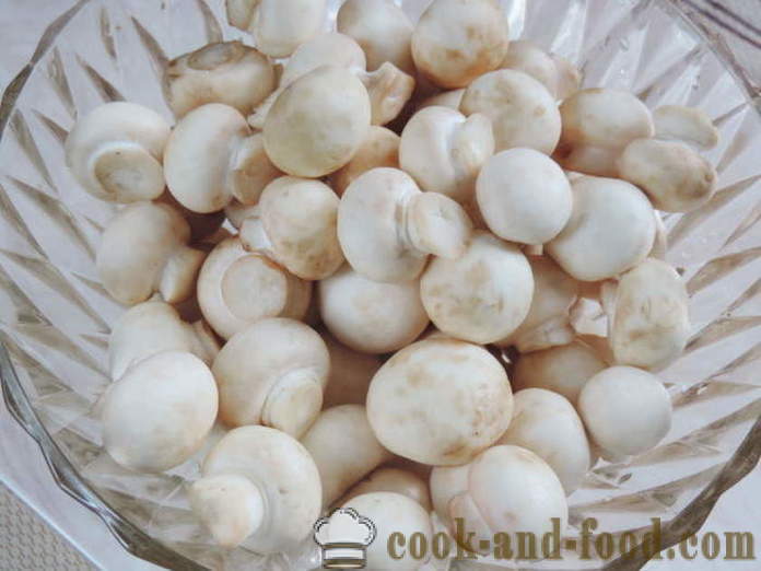 Champignons Pickle rapidement - comment faire cuire les champignons marinés à la maison, photos étape par étape recette