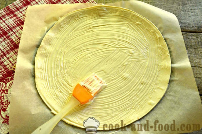 Pizza Pâte Pâte feuilletée au lard et poivre - comment préparer une pizza sans levain de la pâte, une étape par étape des photos de recettes