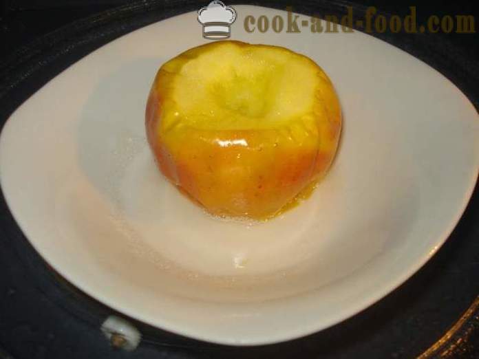 Pommes au four au micro-ondes - comment faire cuire les pommes dans un four à micro-ondes, une étape par étape des photos de recettes
