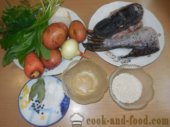 Une recette simple pour la soupe de poisson de buts de brochet multivarka - comment faire cuire la soupe à la maison de la tête de brochet, étape par étape des photos de recettes