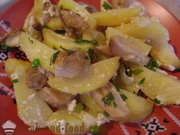 Les pommes de terre cuites au four avec des champignons et la crème sure - comment les pommes de terre cuites au four délicieux au four, avec une étape par étape des photos de recettes