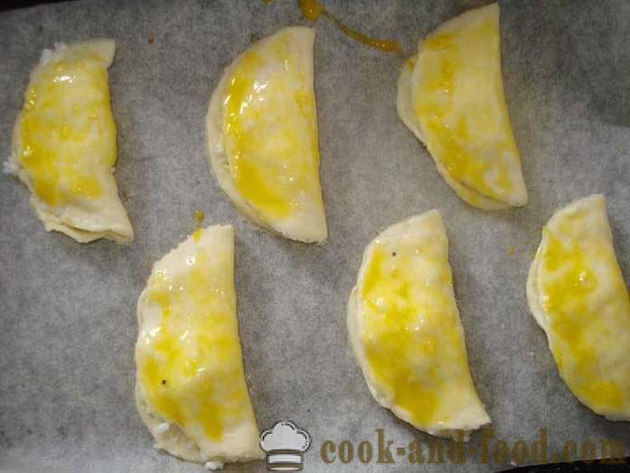 Sochniki avec la pâte feuilletée au fromage cottage - comment faire cuire sochniki avec de la pâte feuilletée au fromage cottage, étape par étape des photos de recettes