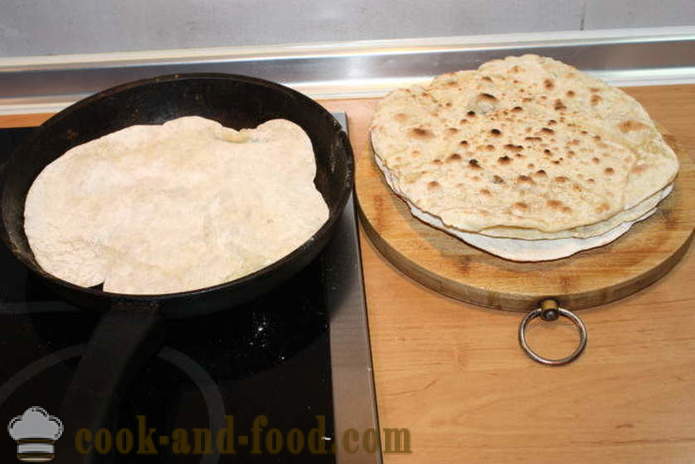 Maison du pain pita dans une casserole - comment faire cuire du pain pita sans levure, étape par étape des photos de recettes