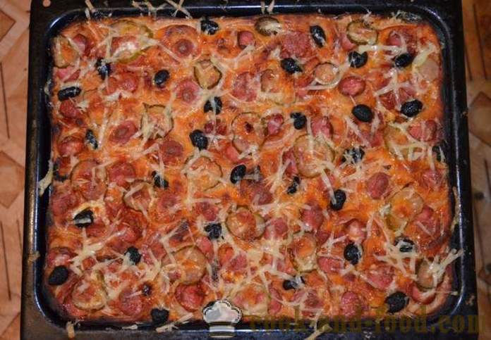 Tarte à pizza en plein air - comment faire cuire une tarte à pizza, étape par étape des photos de recettes