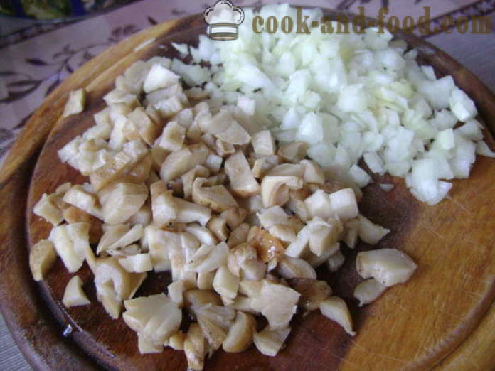 Boulettes sans viande avec des pommes de terre et les champignons - comment faire cuire des boulettes avec des pommes de terre et champignons, étape par étape des photos de recettes
