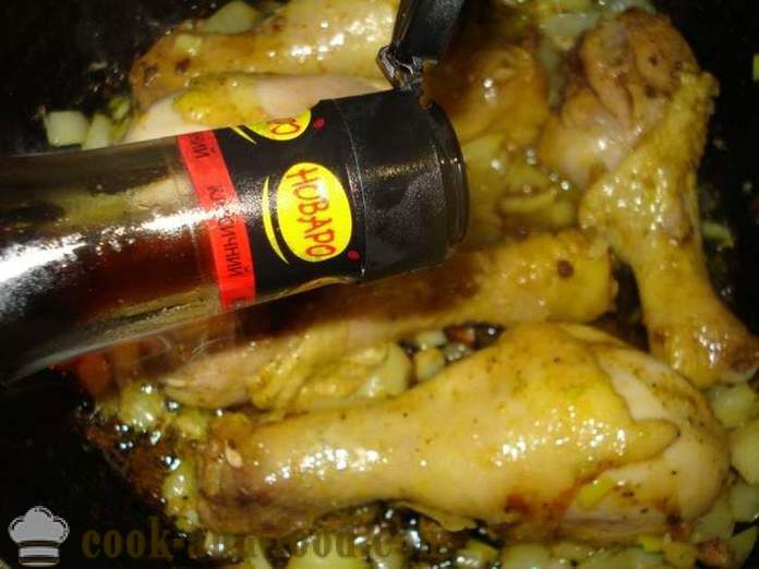 Cuisse de poulet dans la sauce de soja - à la fois délicieux à cuire pilons de poulet dans une poêle à frire, une étape par étape des photos de recettes