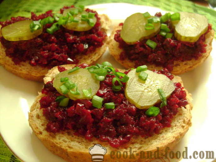 Délicieux caviar de betteraves avec des oignons et des concombres - comment cuire les œufs avec betterave rouge dans une casserole, avec une étape par étape des photos de recettes